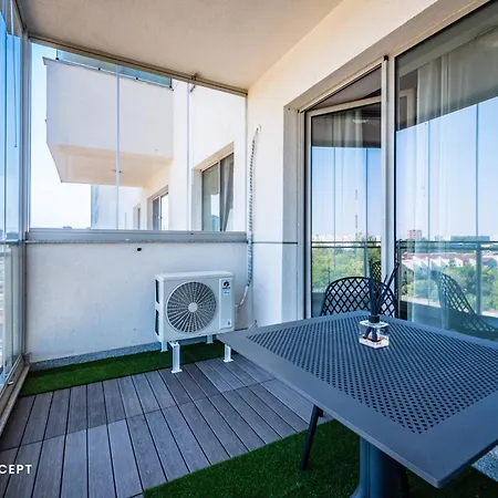 Luxury With Terrace And View 公寓 布加勒斯特