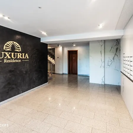 Luxury With Terrace And View Apartment