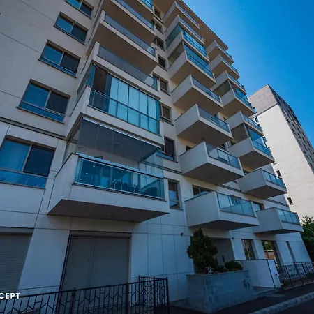 Luxury With Terrace And View Apartment
